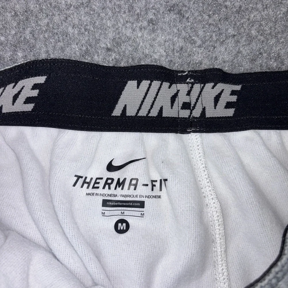 Nike Therma Fit Sweatpants Mens Medium Gray Joggers Swoosh Logo Gym Athletic EUC